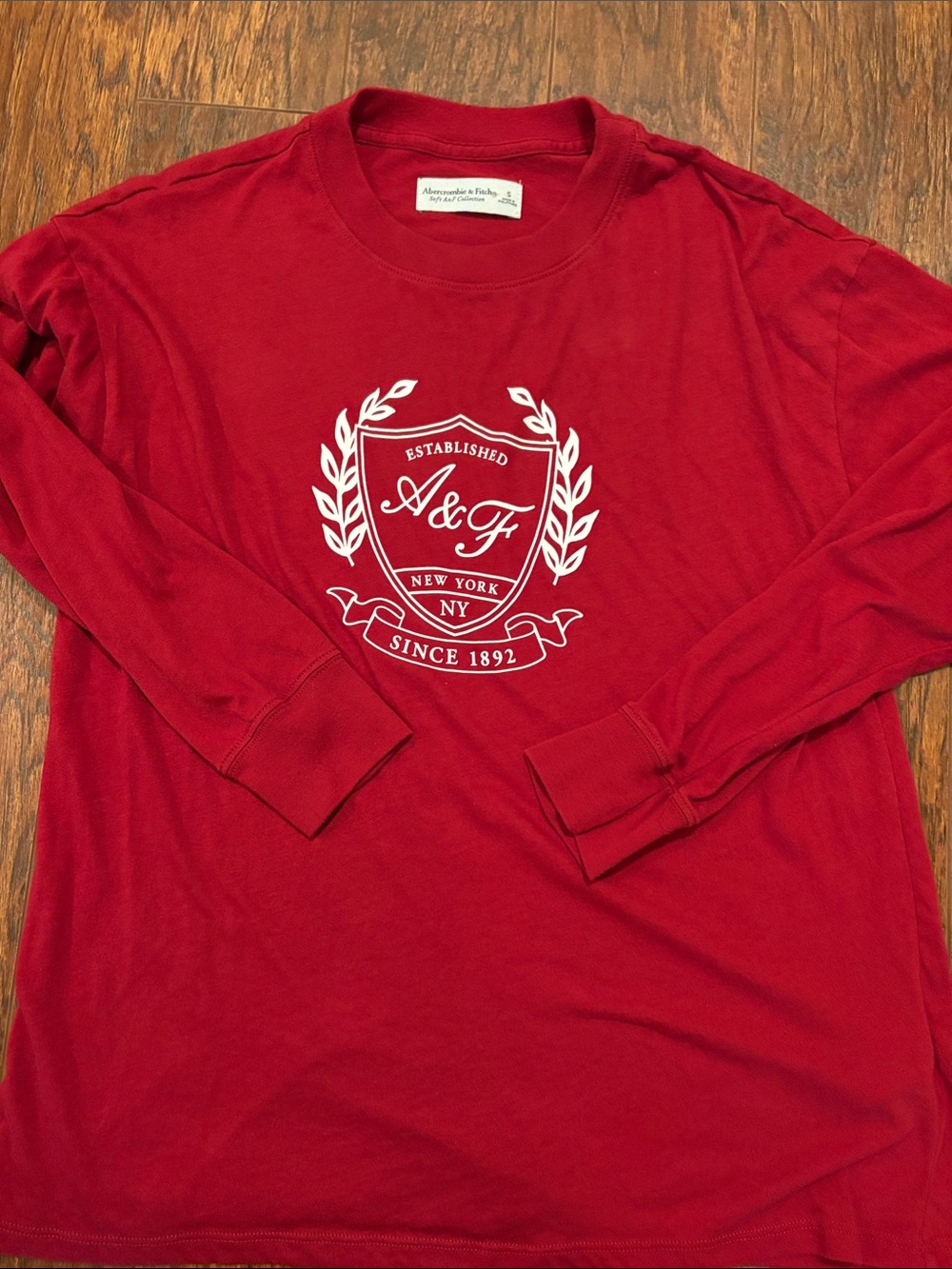 Abercrombie & Fitch long sleeve tee